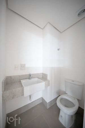 Image 11 - 887273