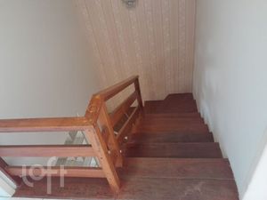 Image 11 - 887275