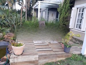Image 6 - 887275