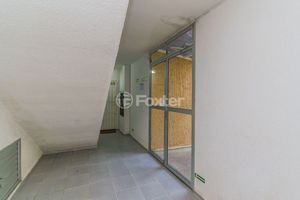 Image 1 - 887301