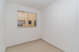 Image 12 - 887301