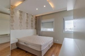 Image 9 - 887302