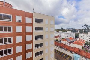 Image 6 - 887306
