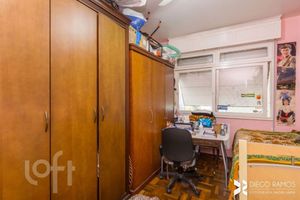 Image 7 - 887310