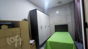 Image 6 - 887340