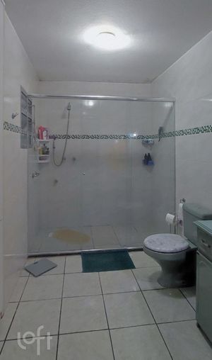Image 19 - 887340