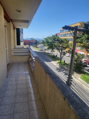 Image 9 - 887342