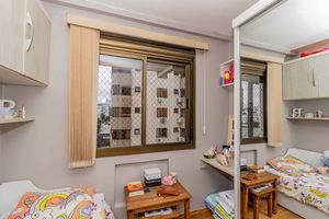 Image 15 - 887354