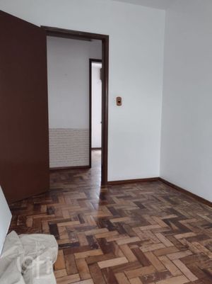 Image 33 - 887357