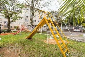 Image 9 - 887357