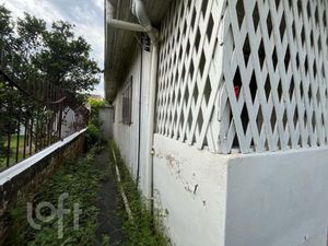 Image 4 - 887379