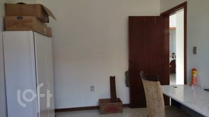 Image 38 - 887380