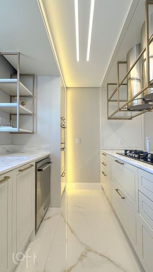Image 92 - 887385