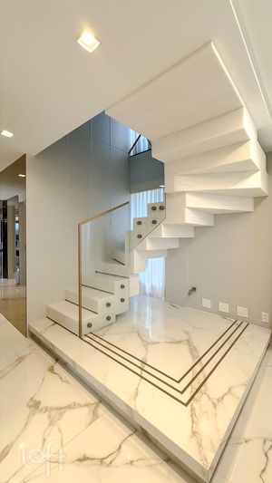 Image 84 - 887385