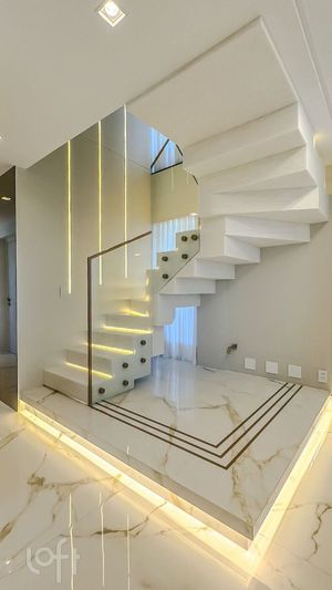 Image 70 - 887385