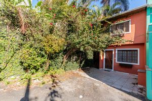 Image 33 - 887386
