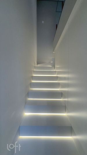 Image 66 - 887387