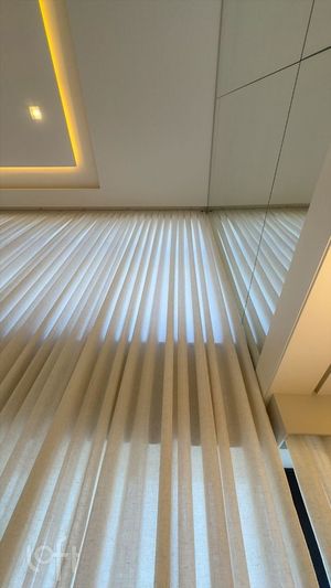 Image 44 - 887387