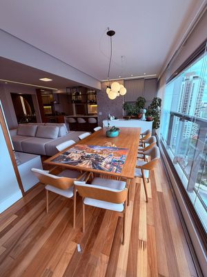 Image 11 - 887397