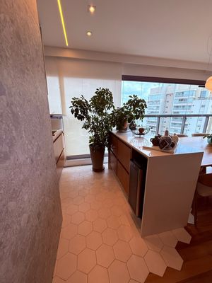 Image 14 - 887397
