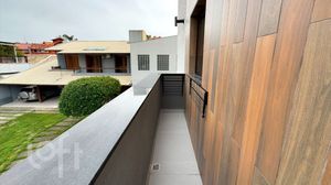 Image 30 - 887406