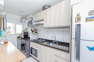 Image 8 - 887407