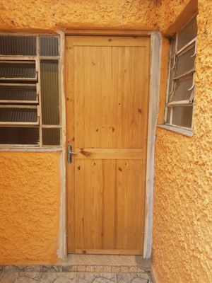 Image 12 - 887409