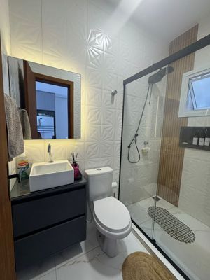 Image 9 - 887412
