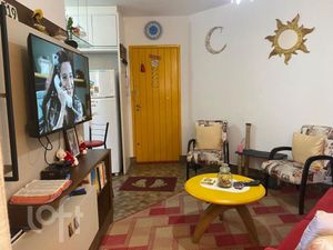 Image 2 - 887417