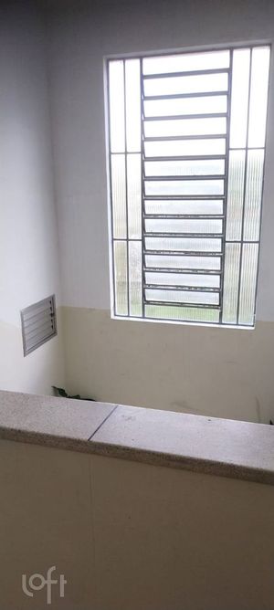Image 22 - 887422
