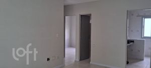 Image 11 - 887429