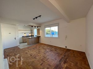 Image 4 - 887433