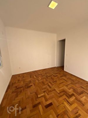 Image 8 - 887433