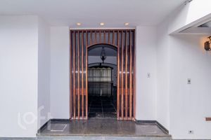Image 86 - 887436