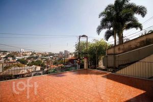 Image 29 - 887440