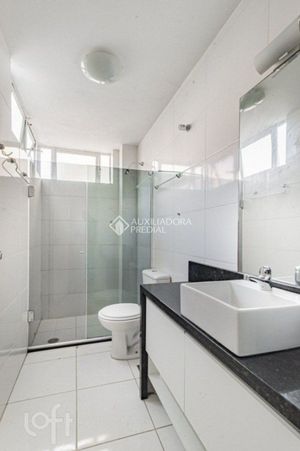 Image 8 - 887443
