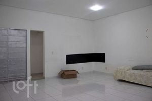 Image 31 - 887448