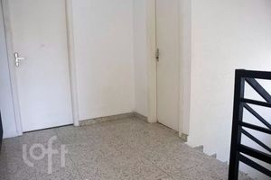 Image 9 - 887448