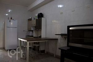 Image 22 - 887448