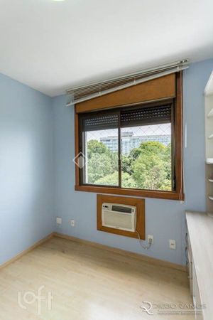 Image 8 - 887484
