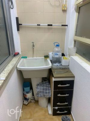 Image 7 - 887485
