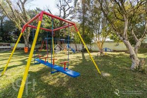 Image 11 - 887485