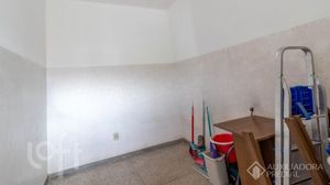 Image 20 - 887488