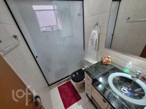 Image 9 - 887490