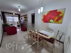 Image 4 - 887490