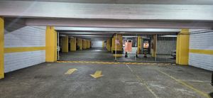 Image 4 - 887499
