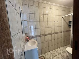 Image 4 - 887502