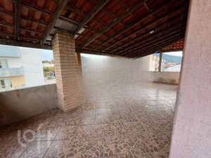 Image 32 - 887502