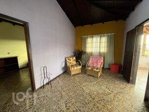 Image 24 - 887502