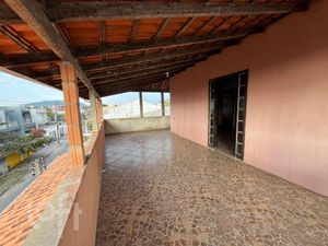 Image 30 - 887502